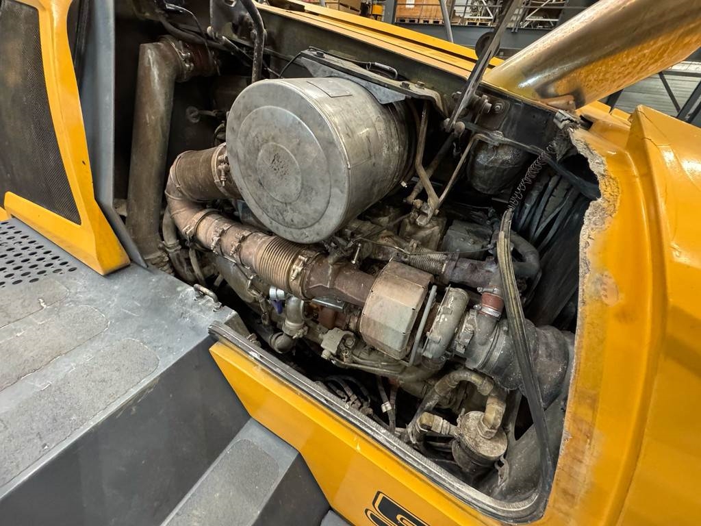 Liebherr L580