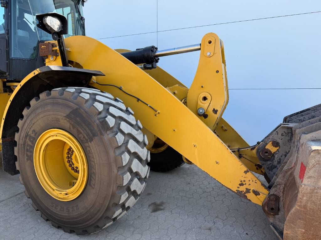 CAT 950M - New Michelin Tyres / German Machine