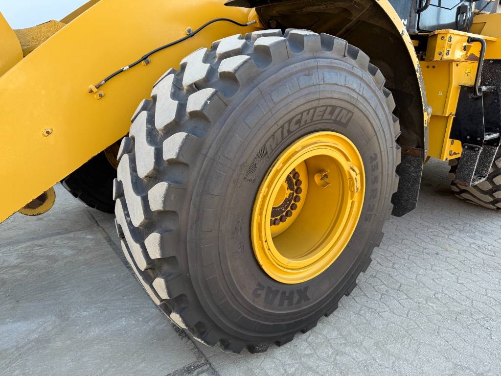 CAT 950M - New Michelin Tyres / German Machine