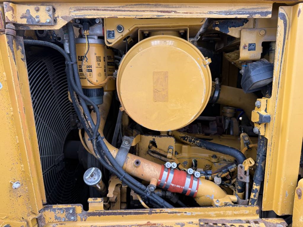 CAT D6T XW - CE Certified / Ripper Valve / Camera