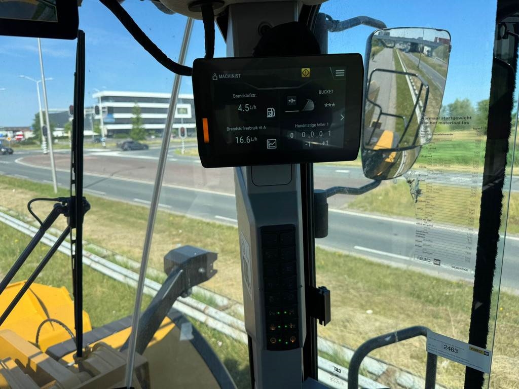 CAT 980