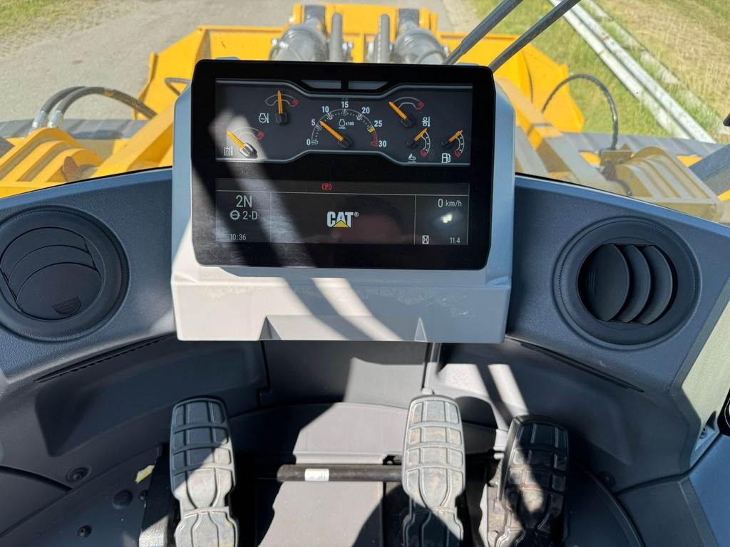 CAT 980