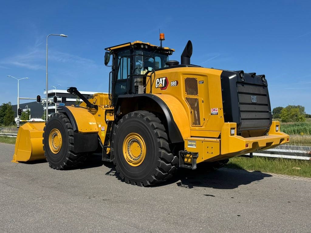 CAT 980