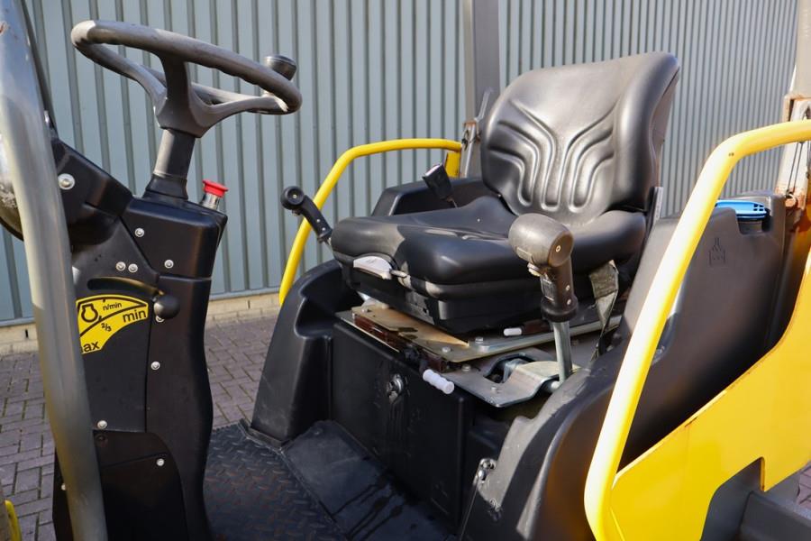 Wacker Neuson RD28-120 Diesel, Front And Rear Vibrating Smooth D