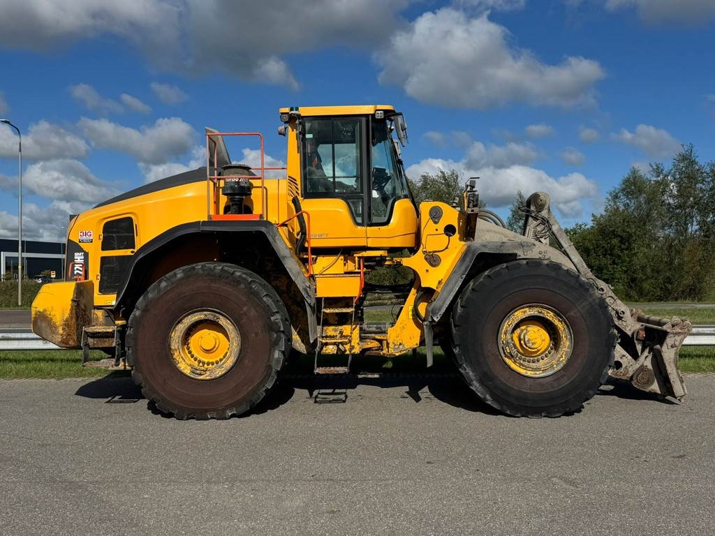 Volvo L220H