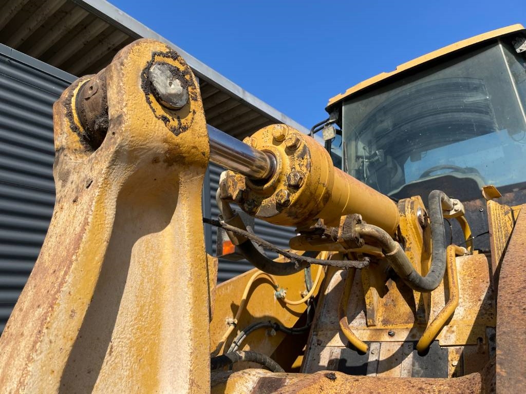 CAT 966H