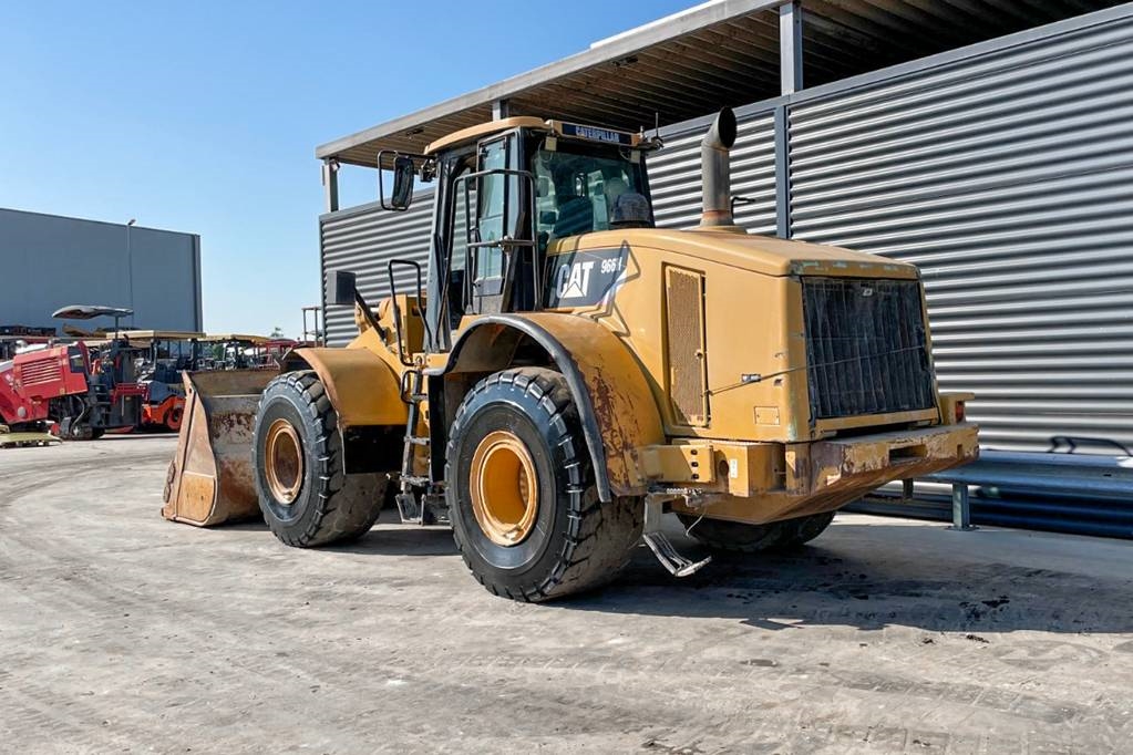 CAT 966H
