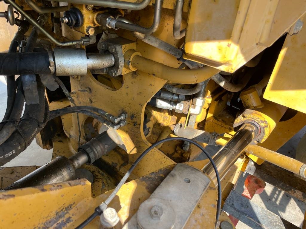 CAT 966H