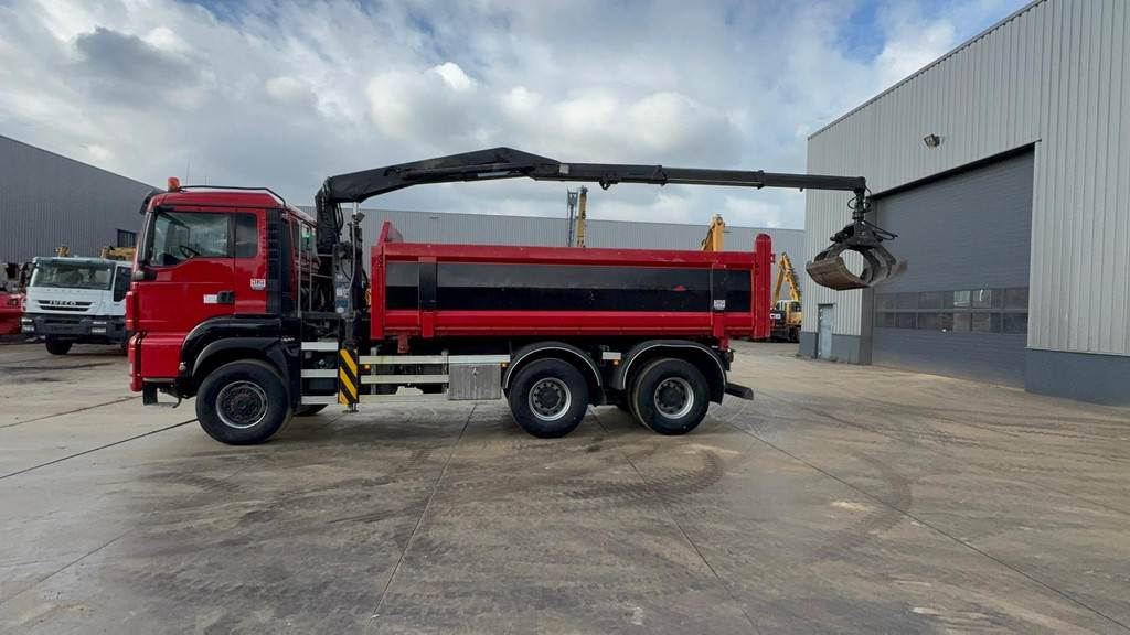 MAN TGS 32.400 6x6 Kipper with Crane