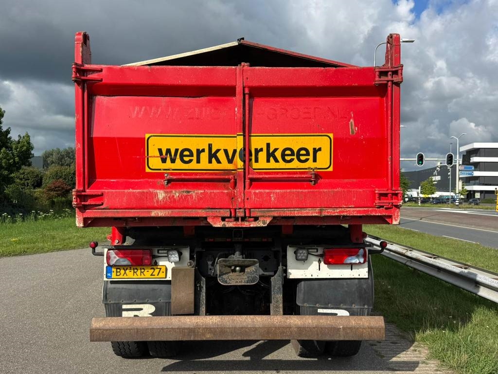 MAN TGS 32.400 6x6 Kipper with Crane