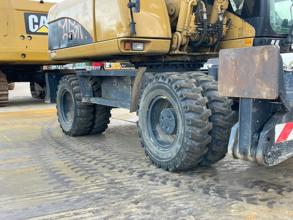 CAT M318C