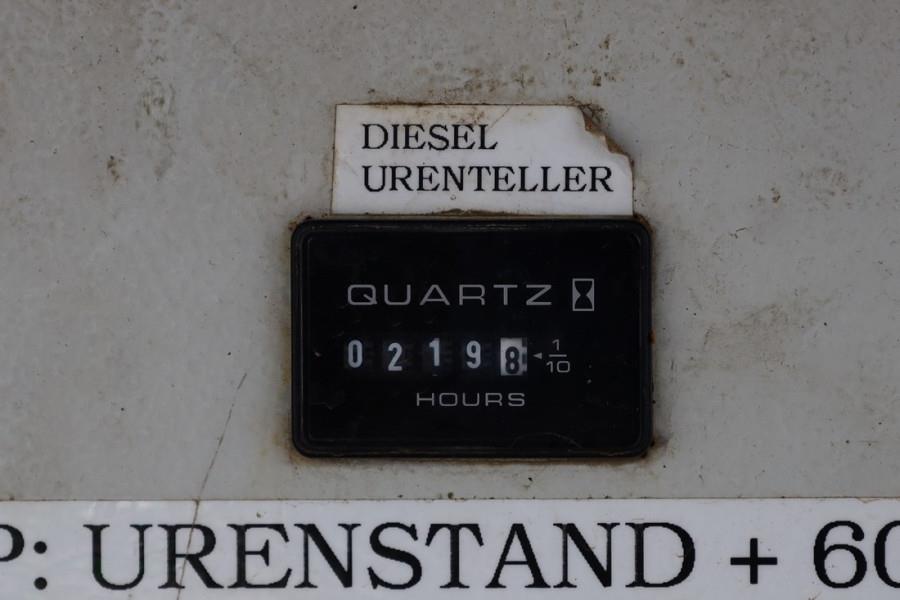 Holland Lift Megastar G-320DL30-4WDS/N Diesel, 4x4x4 Drive, 34m