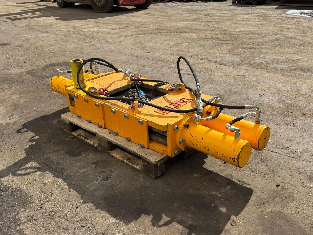 2016 تاتس 16-46133916