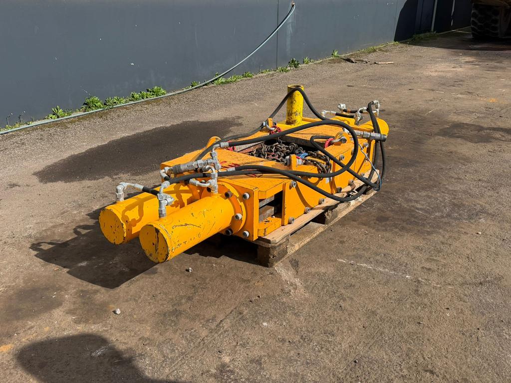 2016 تاتس 16-46133918