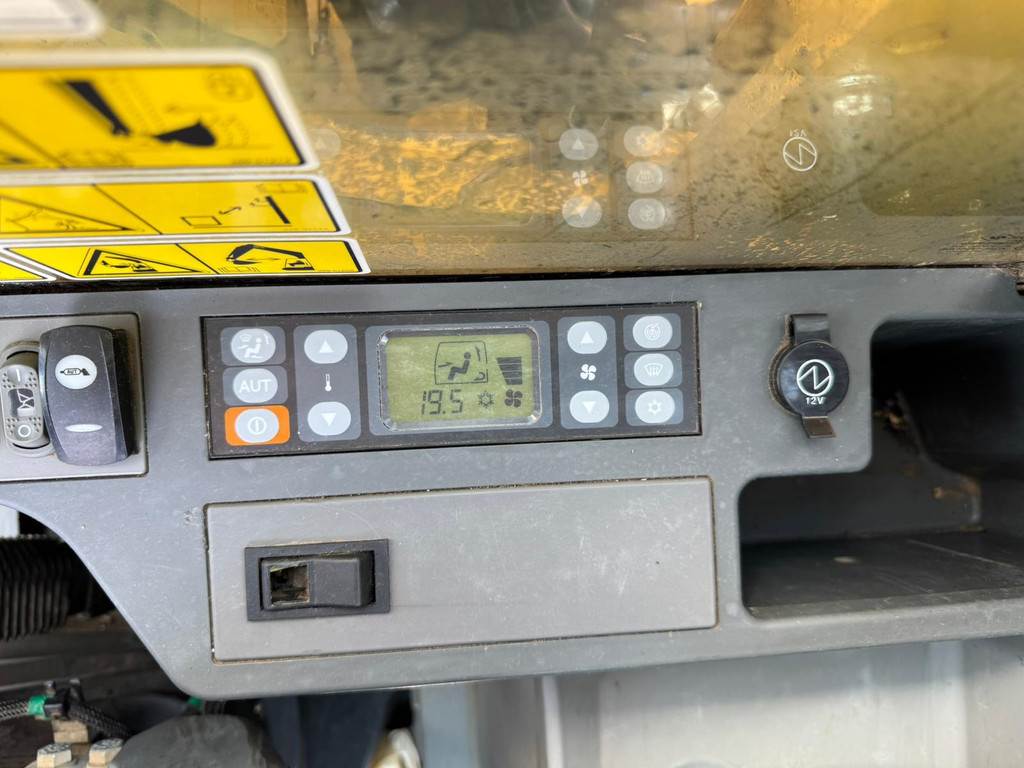 CAT 320EL