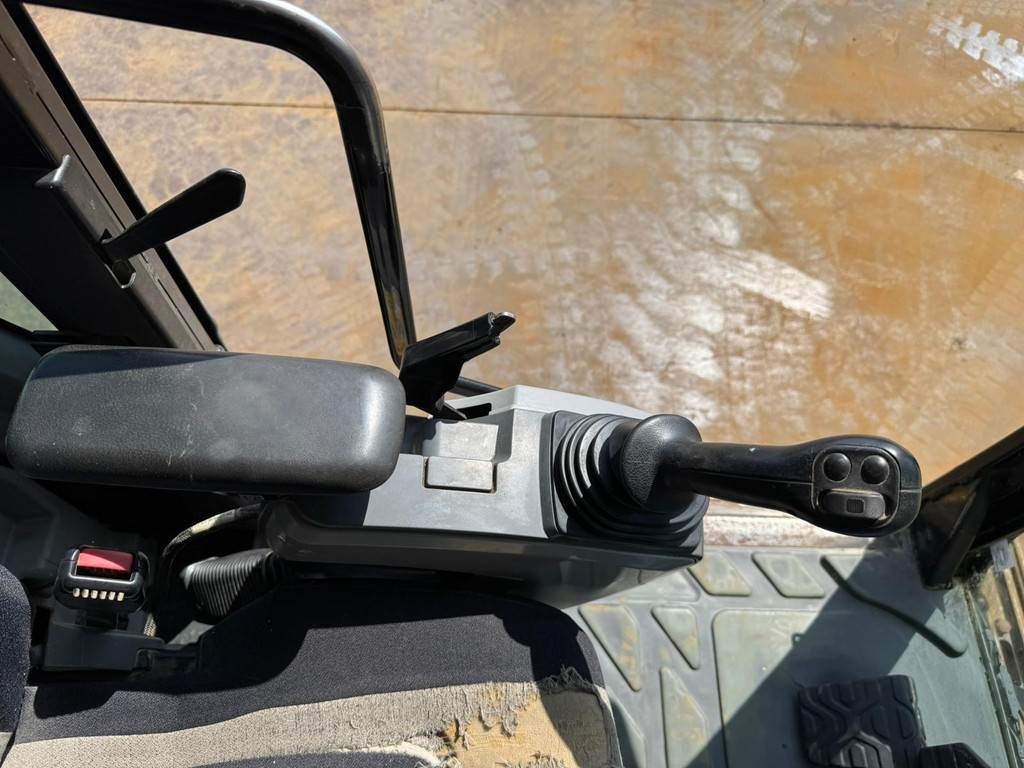 CAT 320EL