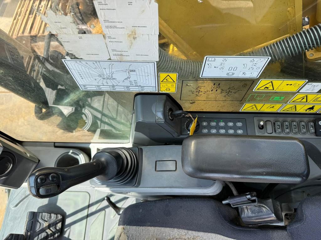 CAT 320EL