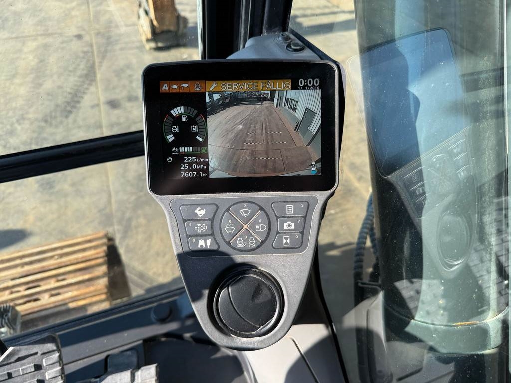 CASE CX300D