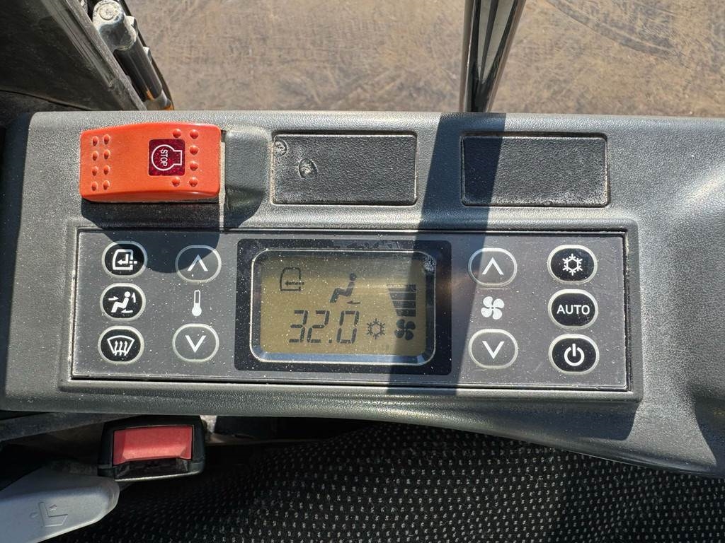 CASE CX300D