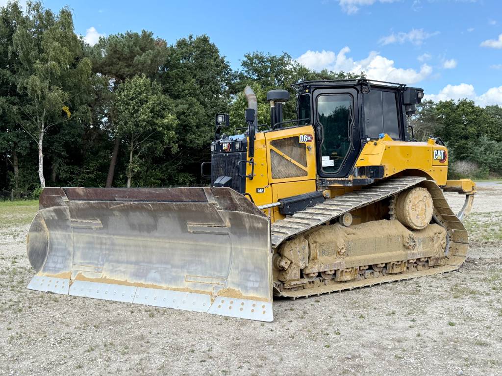 CAT D6XE LGP - German Machine / Folding Blade / Ripper