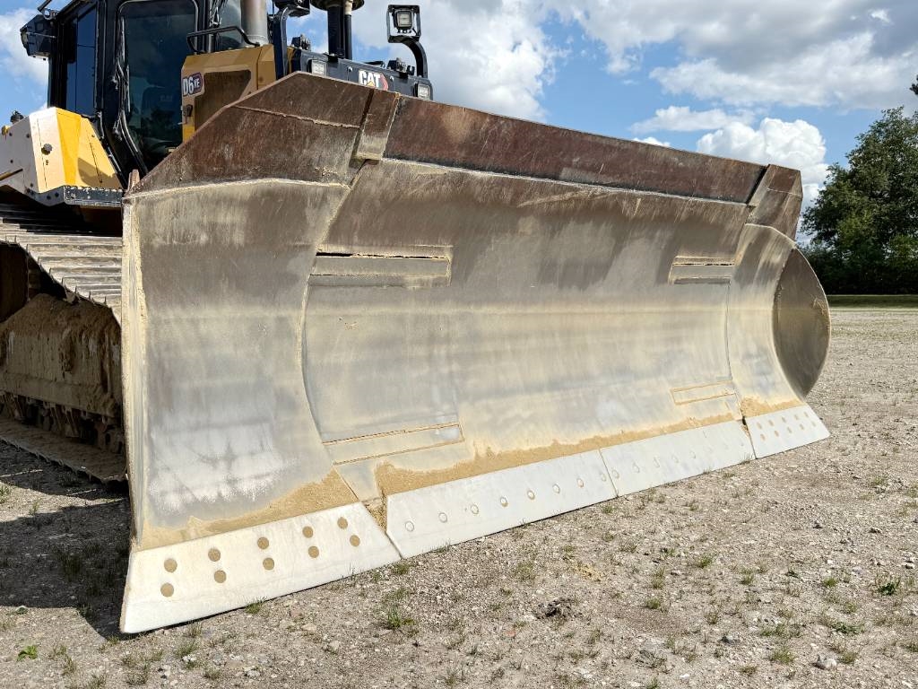 CAT D6XE LGP - German Machine / Folding Blade / Ripper