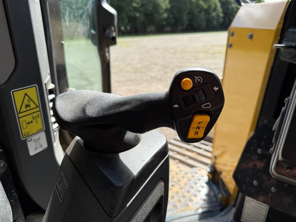 CAT D6XE LGP - German Machine / Folding Blade / Ripper