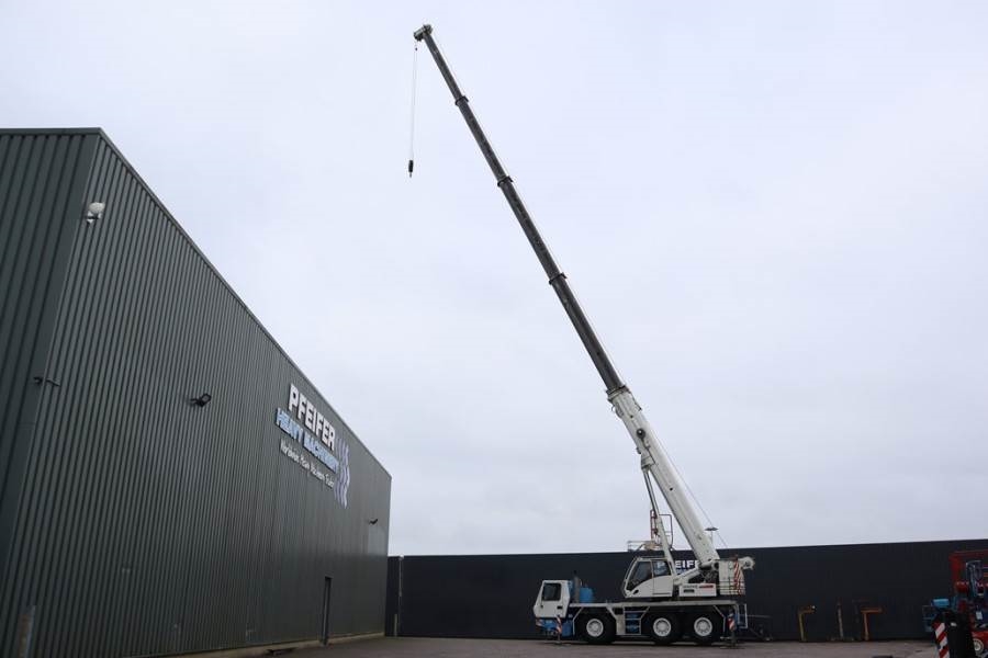 Grove GMK3055 Diesel, 6x6x6, 55t Capacity, 43m Main Boom