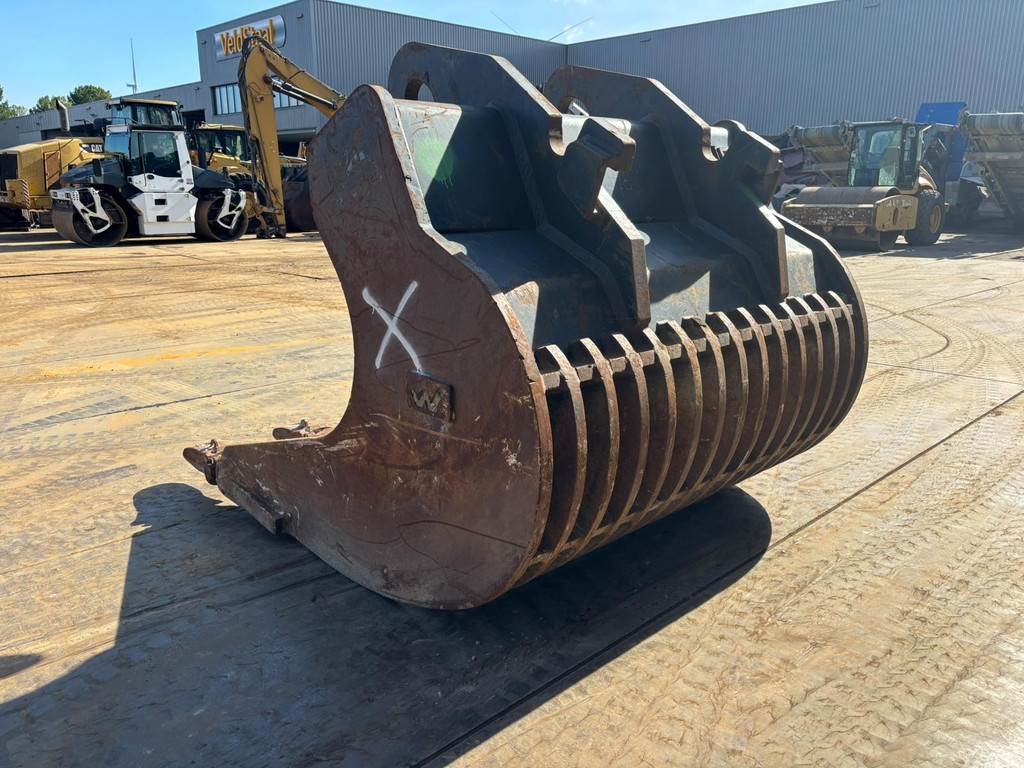 Verachtert Skeleton bucket with teeth CW70 for 374F