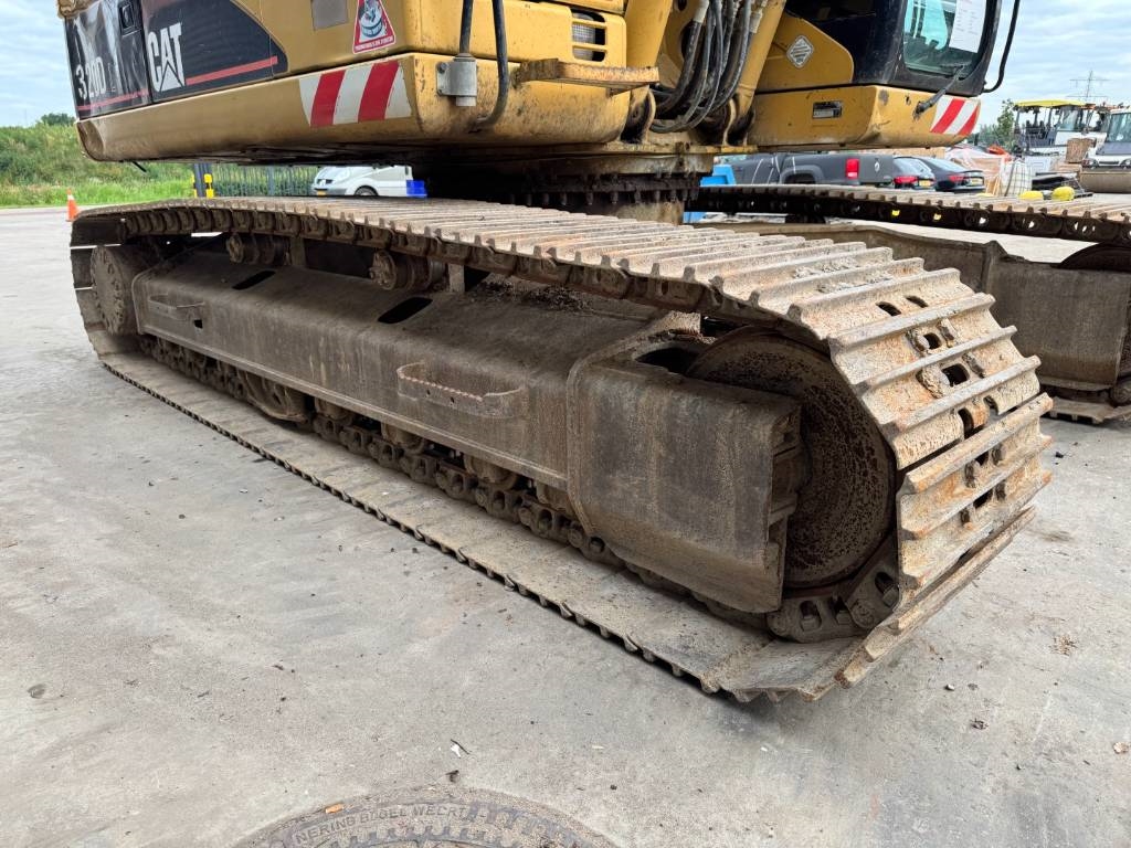 CAT 320 DL
