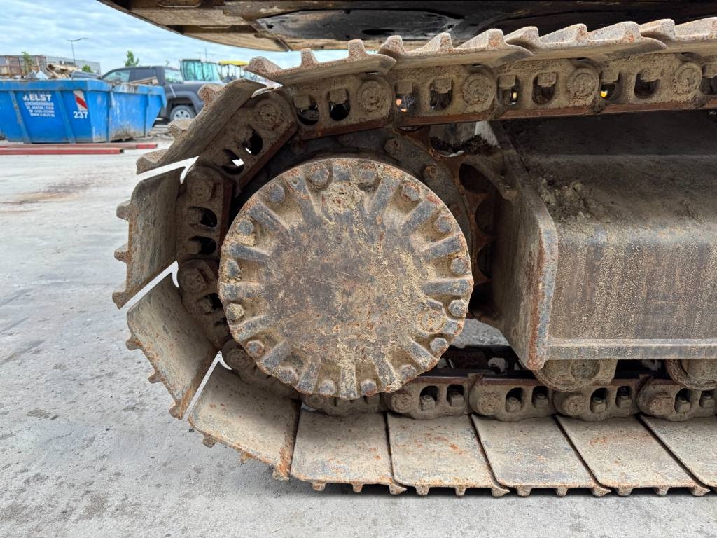 CAT 320 DL