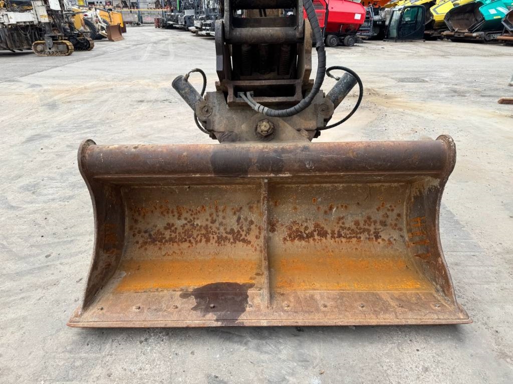 CAT 320 DL