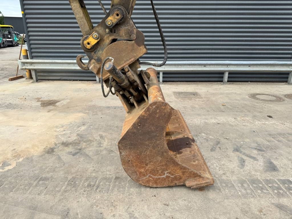 CAT 320 DL
