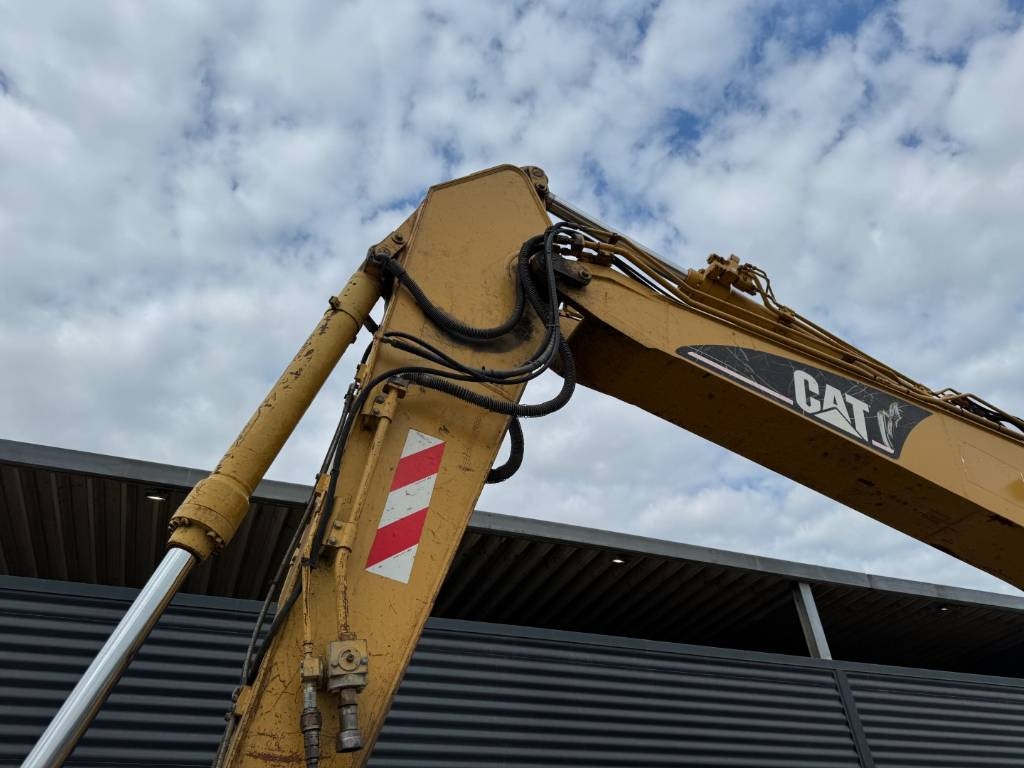 CAT 320 DL