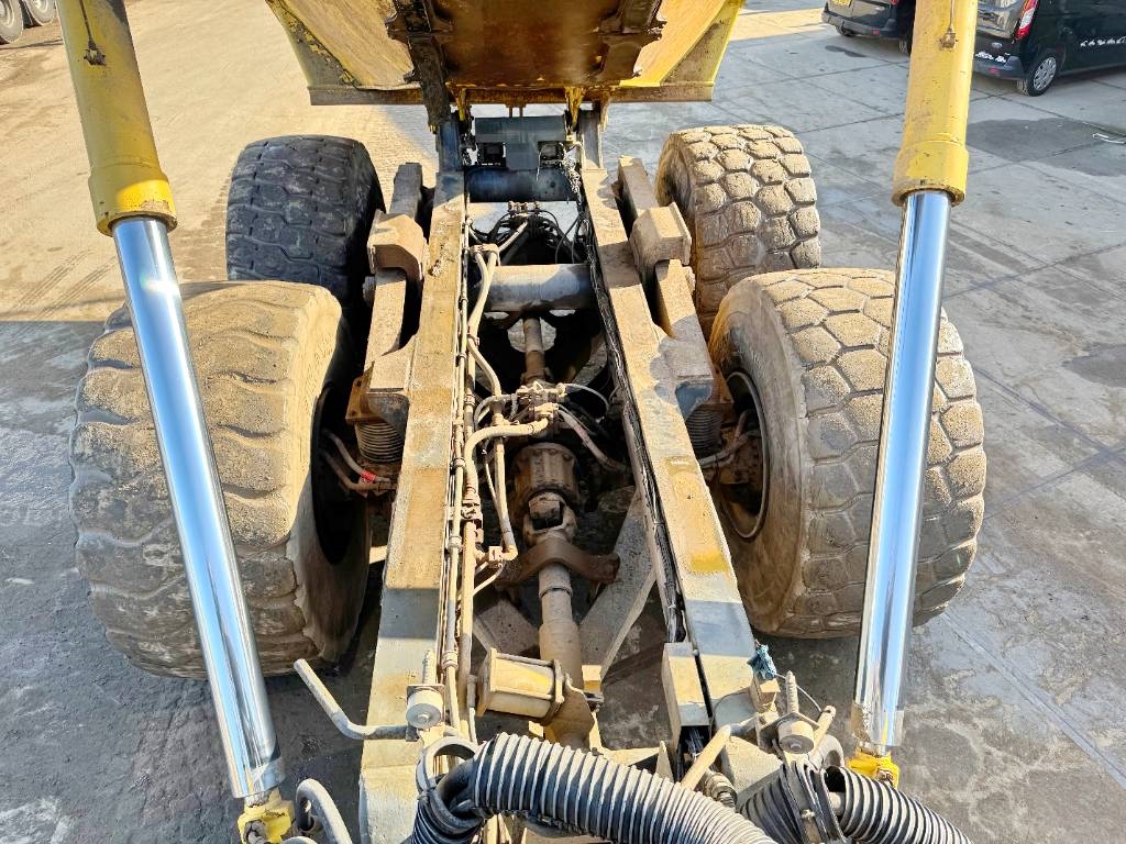 Komatsu HM400-2 - Dutch Machine / CE + EPA