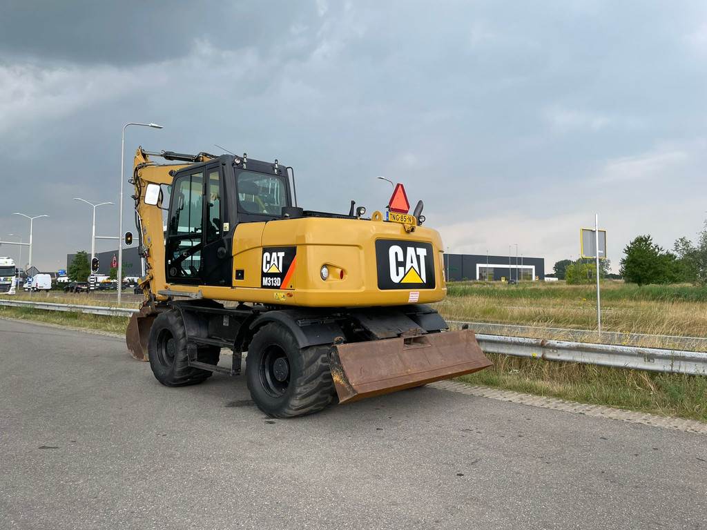 CAT M313D - CE