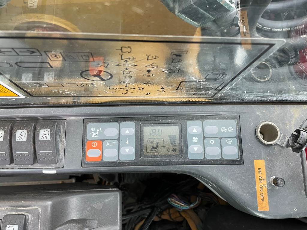 CAT M313D - CE