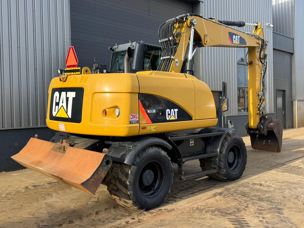 CAT M313D - CE