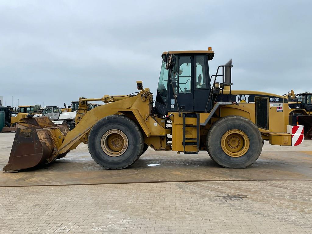 Image for WHEEL LOADERS 2004 Caterpillar 950G