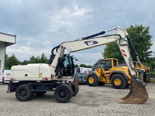 CAT M 318 D VAH (12005443)