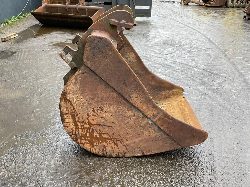 CAT Digging bucket