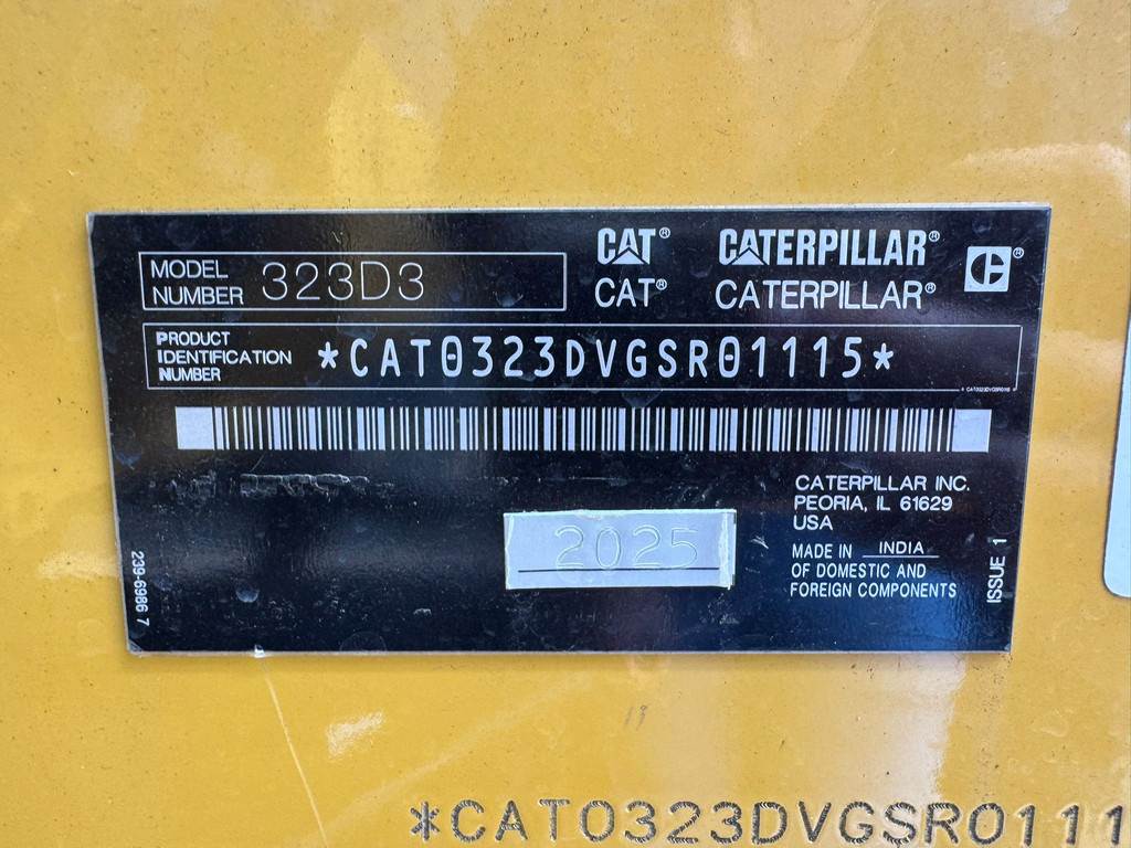 CAT 323D3