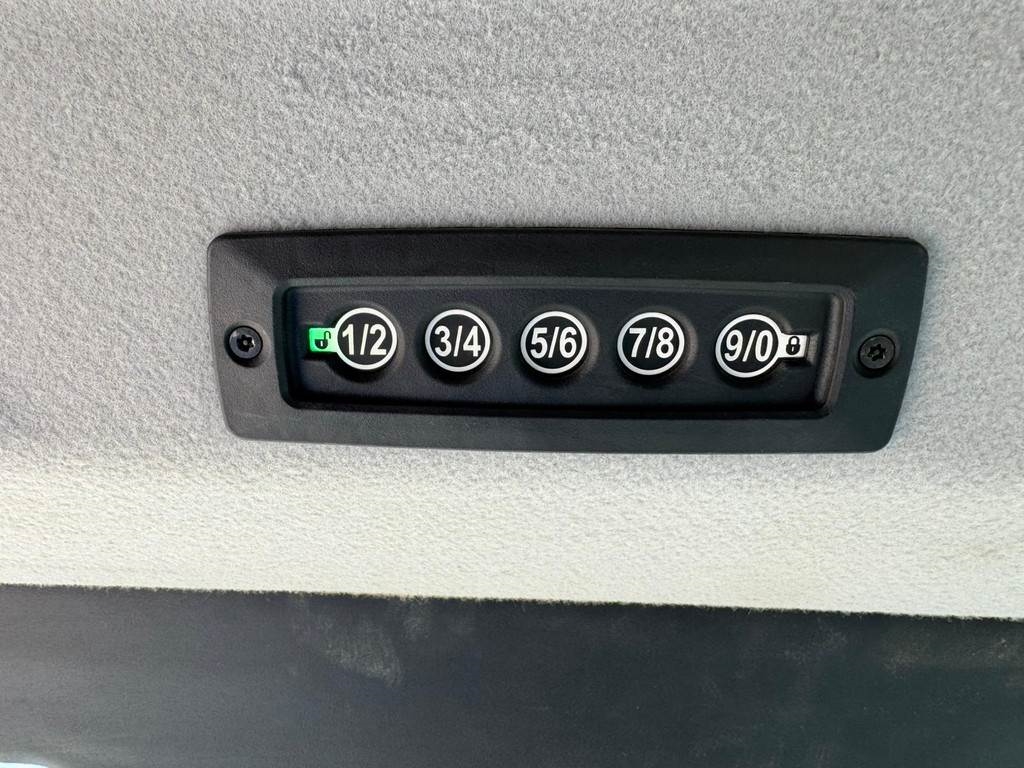 CAT 908M