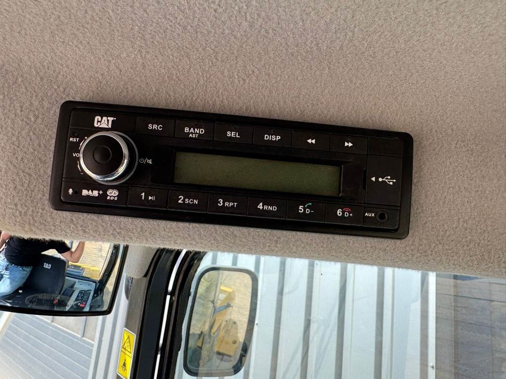 CAT 908M