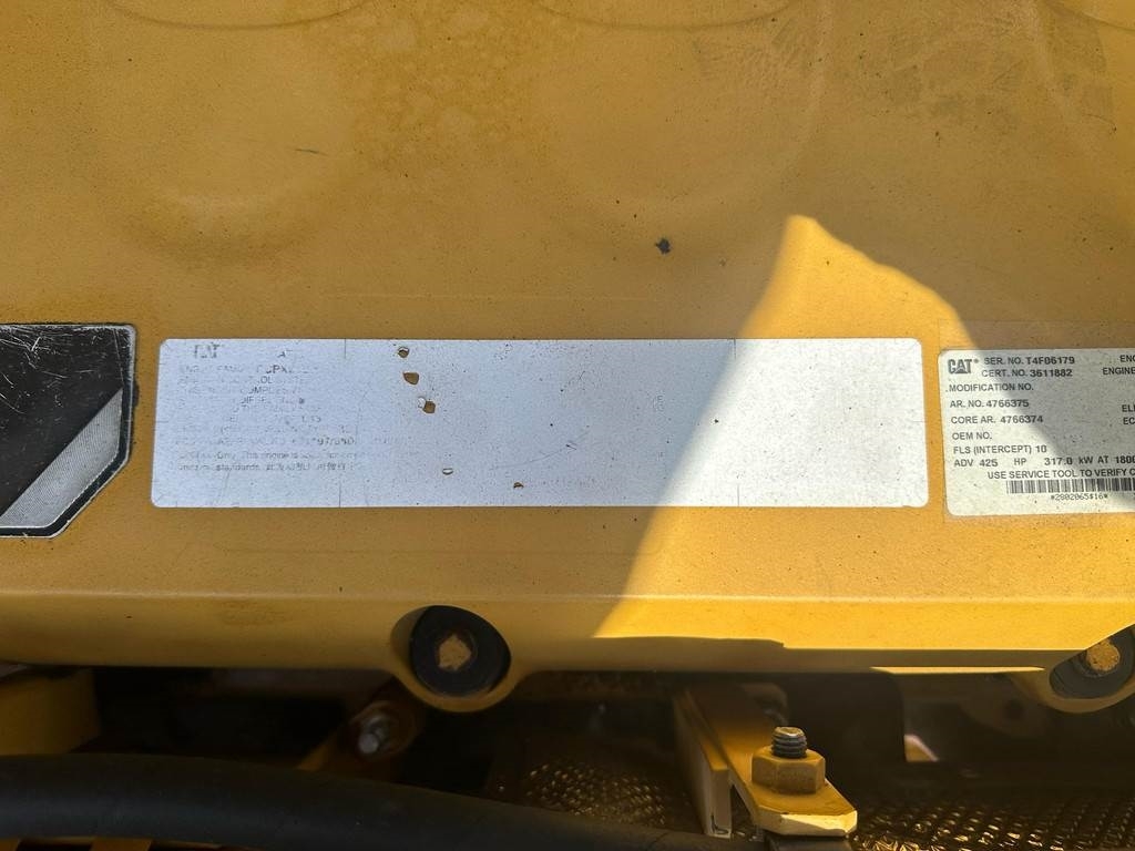 CAT 352F
