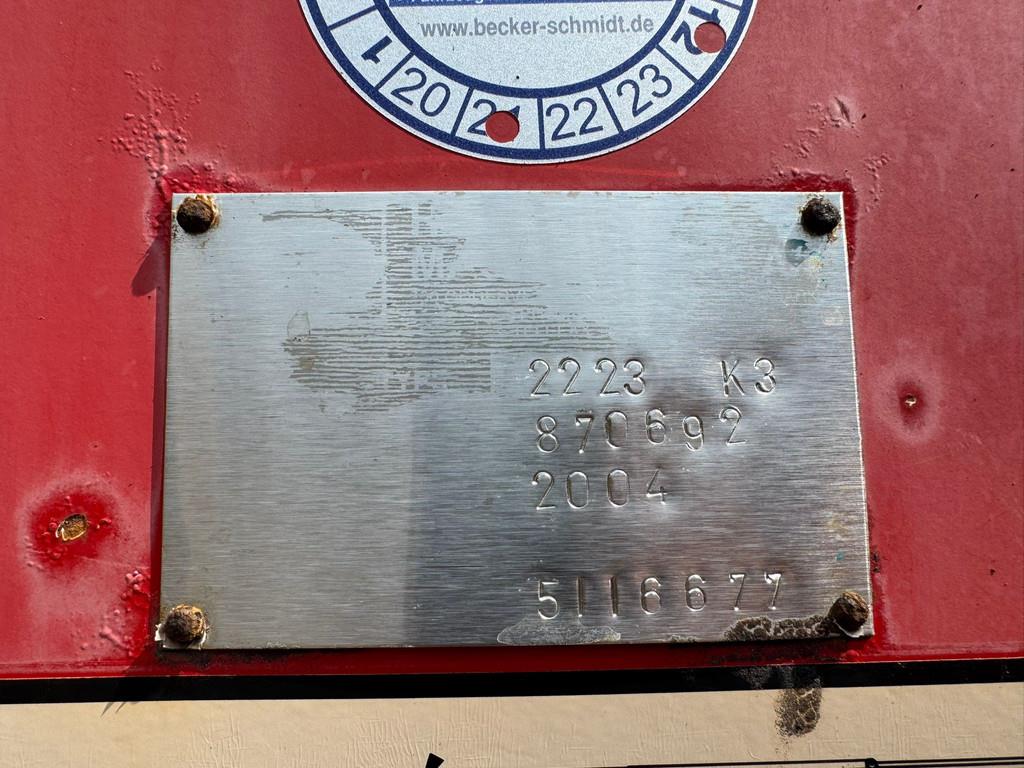 MAN TGA 26.480 6x4 tipper + HMF crane