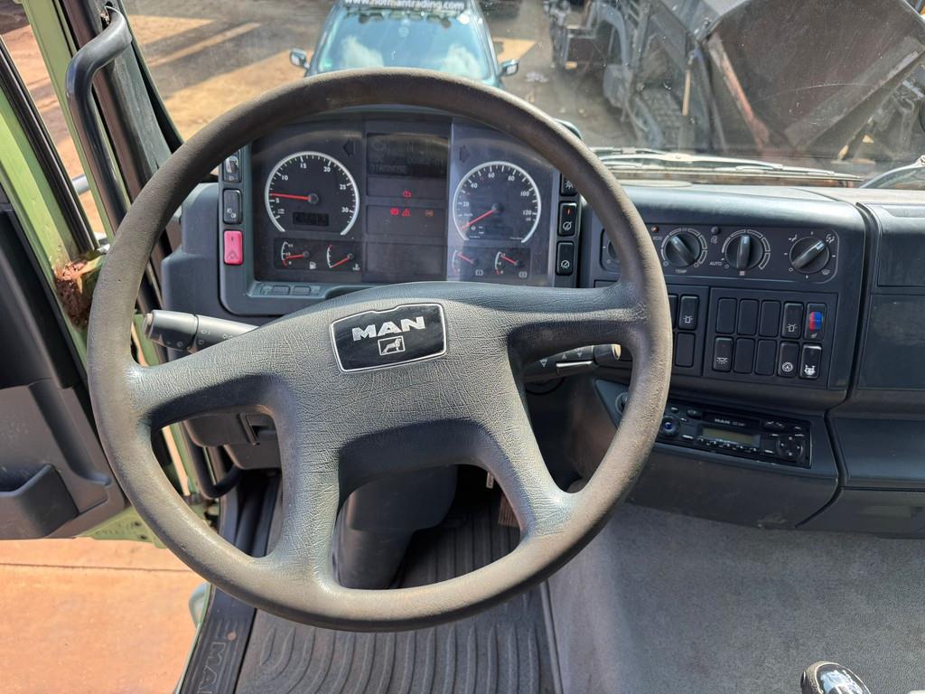 MAN TGA 26.480 6x4 tipper + HMF crane