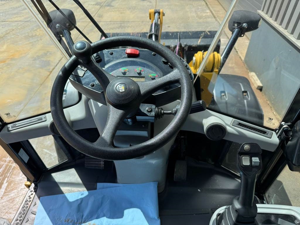 CAT 908M CE + EPA