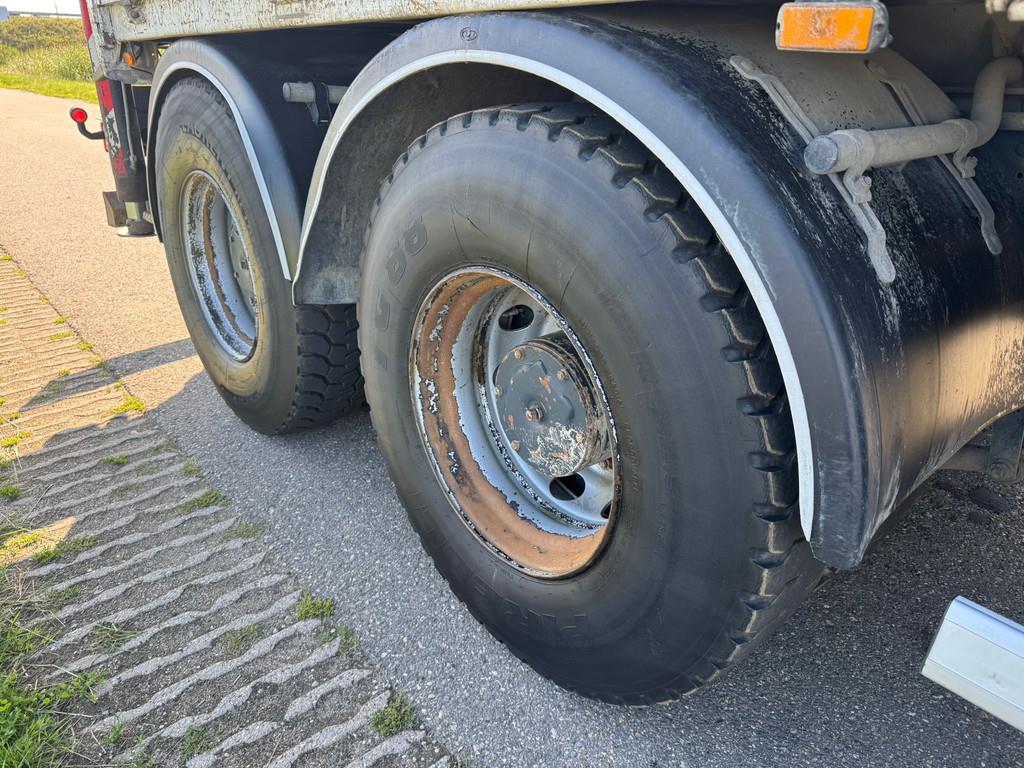 Iveco 330 6x4 with Palfinger PK 18500 crane