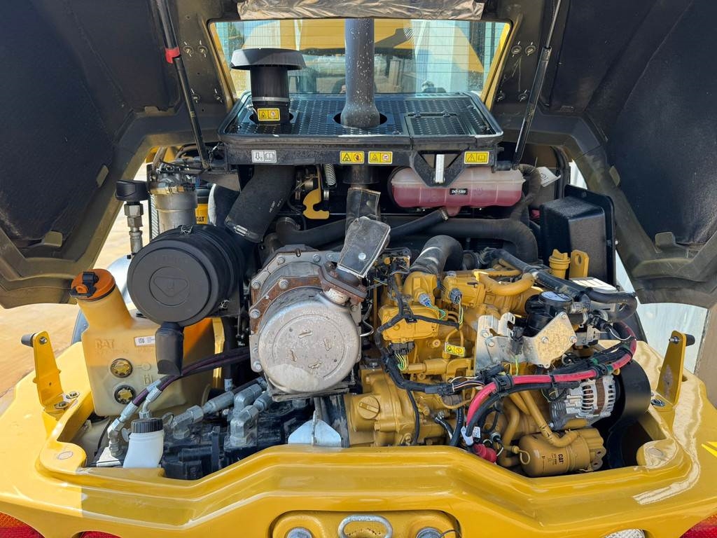 CAT 908M