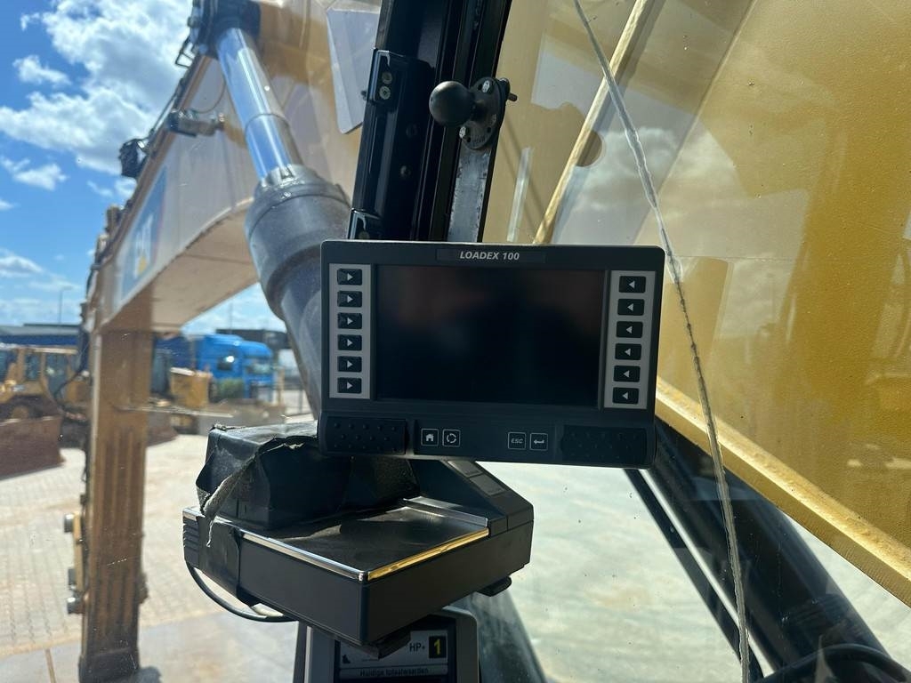CAT 352F